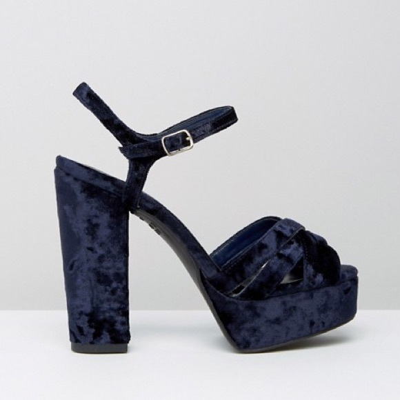 New Look Chunky velvet platforms - Picture 3 of 6